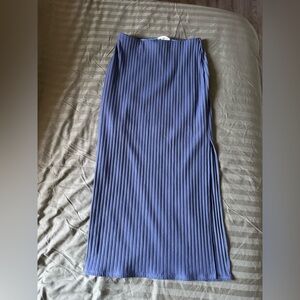 Heathery Pleated Ribbed Maxi Skirt - Blue